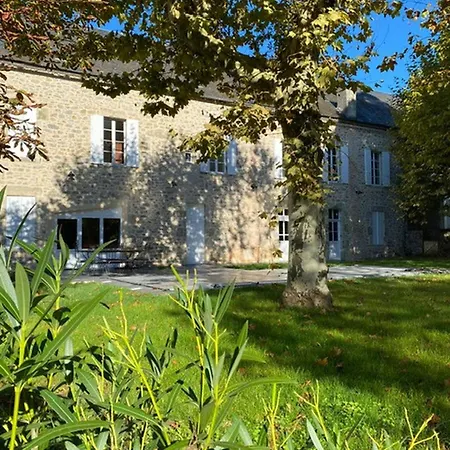 Belle De En Plein Coeur D'alvignac Holiday home Alvignac